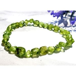 Peridot Pebble Bead Bracelet